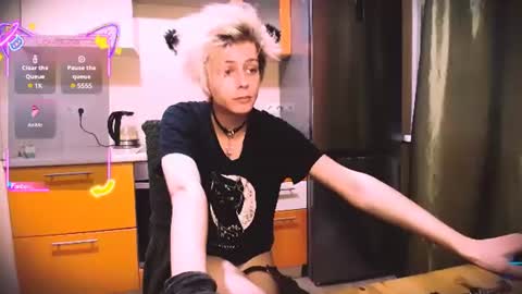 Felix online show from July 2026 08:05:01 PM