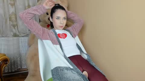 Snapshot of littlepinky77 chatting on December 2024 11:11:02 AM Pinky online show from December 2024 11:11:02 AM