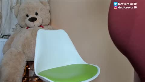 Snapshot of littlepinky77 chatting on March 2025 10:22:01 AM Pinky online show from March 2025 10:22:01 AM