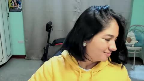 Mia  Wednesday to Sunday 730 am to 1030 am Colombian Hour D online show from September 2025 04:25:01 AM