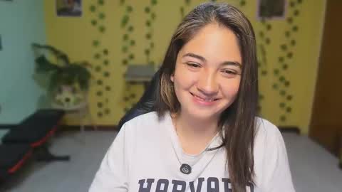 Mia  Wednesday to Sunday 730 am to 1030 am Colombian Hour D online show from April 2026 04:02:02 AM