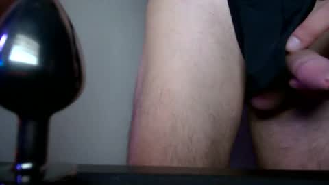 yettobebroken online show from October 2025 03:48:01 AM