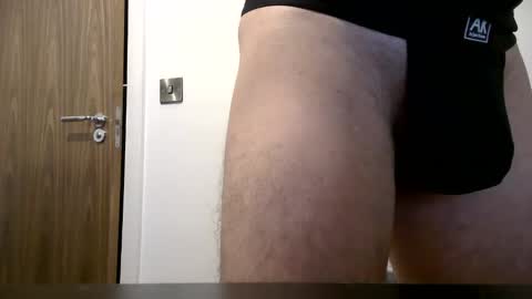 yettobebroken online show from February 2026 02:10:01 AM