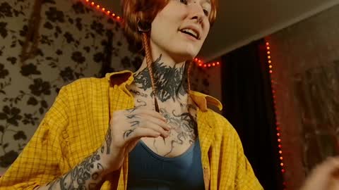 Niki  free tg channel with some photos gifs and info about streams  online show from January 2025 08:22:02 PM