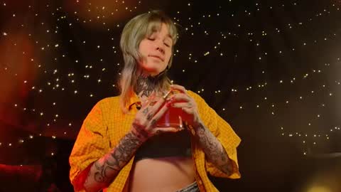 Niki  free tg channel with some photos gifs and info about streams  online show from January 2026 01:16:02 PM