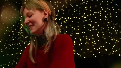 Niki  free tg channel with some photos gifs and info about streams  online show from March 2026 03:40:01 PM