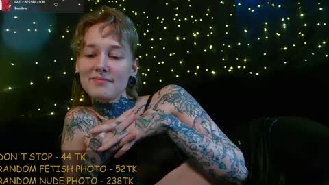 Snapshot of littlespacemouse chatting on May 2026 02:24:02 PM Niki free tg channel with some photos gifs and info about streams online show from May 2026 02:24:02 PM