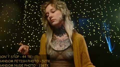Snapshot of littlespacemouse chatting on May 2026 09:26:02 AM Niki free tg channel with some photos gifs and info about streams online show from May 2026 09:26:02 AM