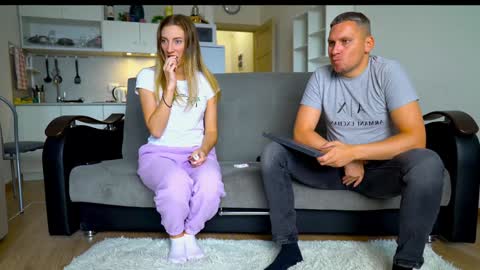 Little Tifany online show from September 2025 11:35:01 AM