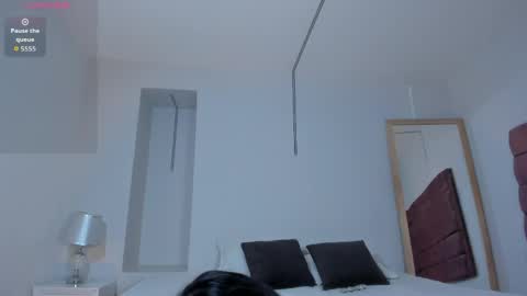 littlevaale online show from May 2026 11:04:01 AM