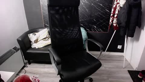 Snapshot of littleviki_ chatting on December 2024 06:09:02 AM Viki online show from December 2024 06:09:02 AM