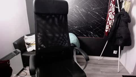 Snapshot of littleviki_ chatting on December 2024 06:15:01 AM Viki online show from December 2024 06:15:01 AM