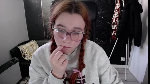 Snapshot of littleviki_ chatting on January 2025 09:35:01 AM Viki online show from January 2025 09:35:01 AM