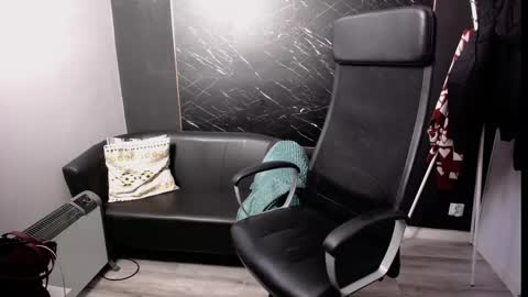 Snapshot of littleviki_ chatting on February 2025 06:09:01 AM Viki online show from February 2025 06:09:01 AM