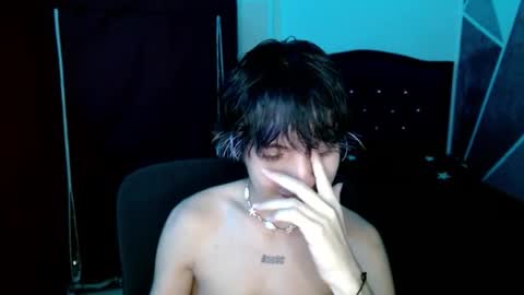 Eros online show from December 2025 05:05:01 AM