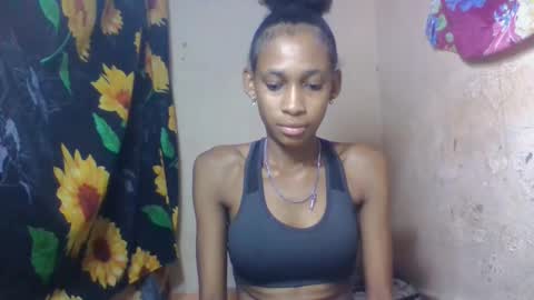 Snapshot of littleyanah chatting on February 2026 07:23:02 AM yanah online show from February 2026 07:23:02 AM