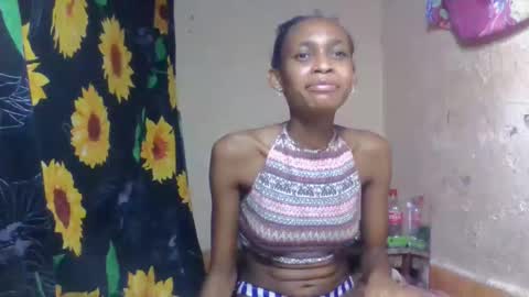 Snapshot of littleyanah chatting on February 2026 05:31:01 PM yanah online show from February 2026 05:31:01 PM