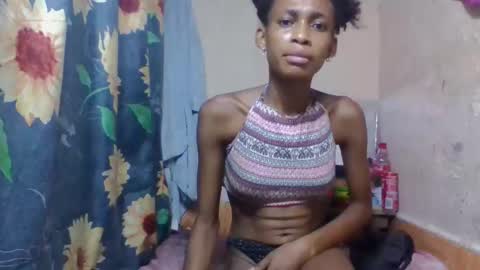 Snapshot of littleyanah chatting on February 2026 10:15:02 AM yanah online show from February 2026 10:15:02 AM