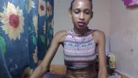 Snapshot of littleyanah chatting on March 2026 07:25:02 AM yanah online show from March 2026 07:25:02 AM