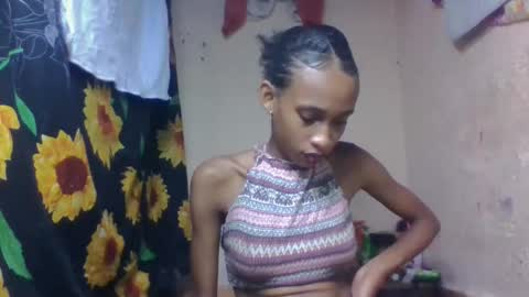 Snapshot of littleyanah chatting on April 2026 06:24:02 PM yanah online show from April 2026 06:24:02 PM