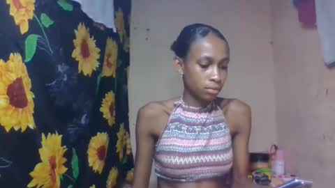 Snapshot of littleyanah chatting on April 2026 01:15:02 PM yanah online show from April 2026 01:15:02 PM