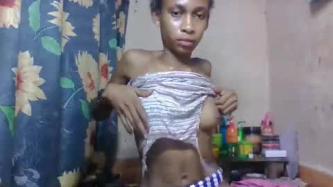 Snapshot of littleyanah chatting on April 2026 05:58:02 AM yanah online show from April 2026 05:58:02 AM
