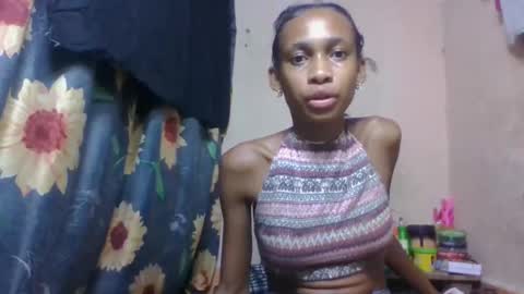 Snapshot of littleyanah chatting on April 2026 06:34:02 PM yanah online show from April 2026 06:34:02 PM