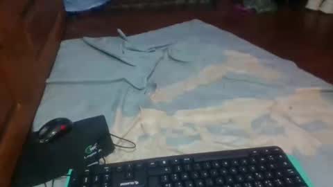 Snapshot of littleyanah chatting on May 2026 11:38:01 AM yanah online show from May 2026 11:38:01 AM