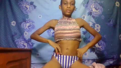 Snapshot of littleyanah chatting on May 2026 05:21:02 PM yanah online show from May 2026 05:21:02 PM