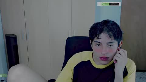 littlezhalem online show from November 2025 01:49:01 AM