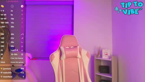 Snapshot of liujunne chatting on December 2024 12:07:02 AM Junne liu online show from December 2024 12:07:02 AM