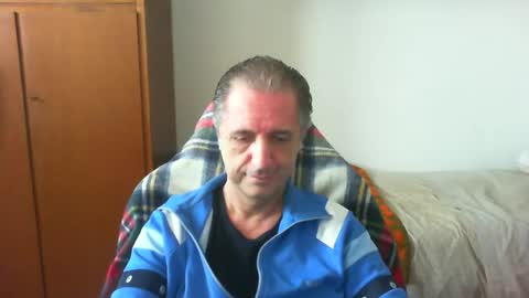 liuk53 online show from May 2026 02:11:01 PM