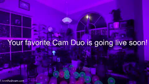 Snapshot of livanddrew chatting on June 2026 02:23:01 AM Liv and Drew online show from June 2026 02:23:01 AM