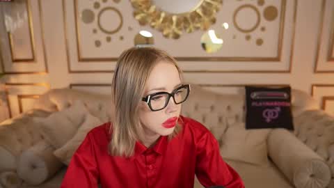 Snapshot of livehub054 chatting on February 2026 11:15:01 AM Sheryl online show from February 2026 11:15:01 AM