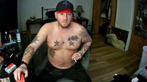 livingpuddle online show from May 2026 11:04:02 AM