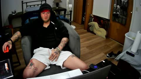 livingpuddle online show from May 2026 03:28:01 PM