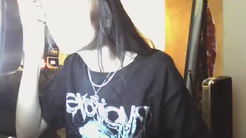 Liv Mirage online show from January 2025 07:15:01 PM