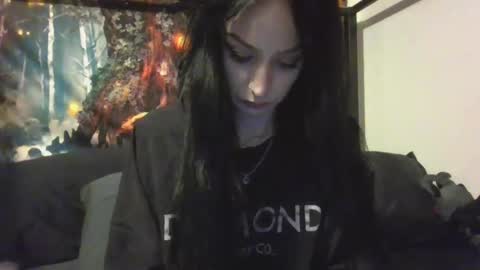 Liv Mirage online show from March 2025 03:40:01 AM