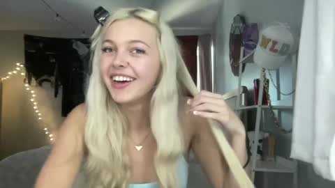 Livvy online show from July 2026 09:06:02 PM
