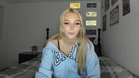 Livvy online show from May 2026 03:45:02 AM