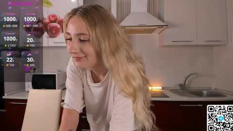 Snapshot of livyybosom chatting on June 2026 04:35:01 PM My name is Livy Nice to meet you Thumbs up please its important online show from June 2026 04:35:01 PM