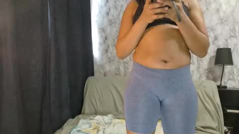 LiyahLexi online show from January 2026 06:45:01 PM