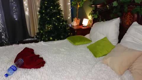 Snapshot of liza_mur chatting on February 2026 02:20:02 PM your love online show from February 2026 02:20:02 PM