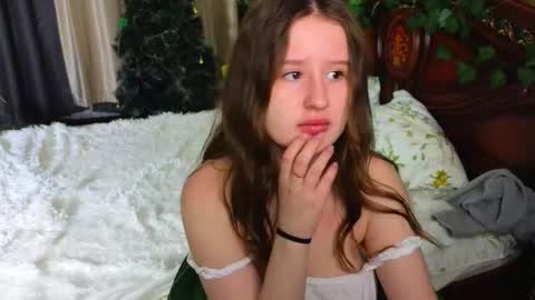 Snapshot of liza_mur chatting on February 2026 03:34:02 PM your love online show from February 2026 03:34:02 PM