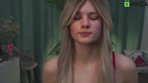 Sunnheart online show from February 2025 11:33:02 PM