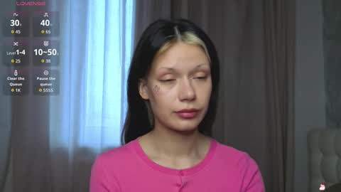 Sunnheart online show from November 2025 08:03:01 AM