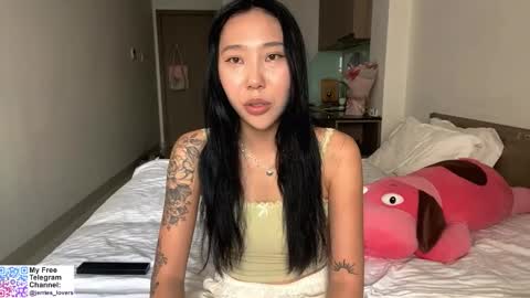 Lizz online show from October 2025 06:48:01 AM