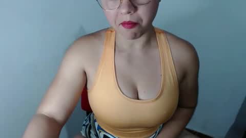 Snapshot of lizbodu chatting on December 2024 08:03:02 PM Lizze Bodu 3 online show from December 2024 08:03:02 PM