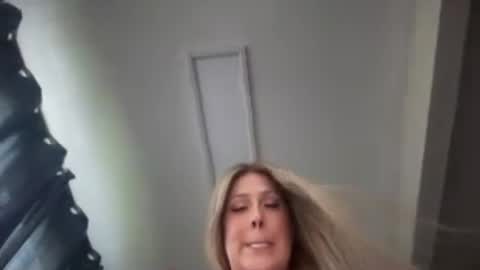 Liz Purr online show from June 2026 02:28:01 AM