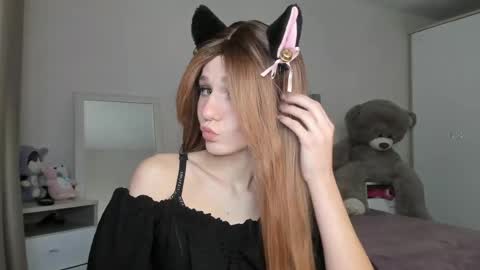 lizza_a online show from May 2026 05:07:01 PM